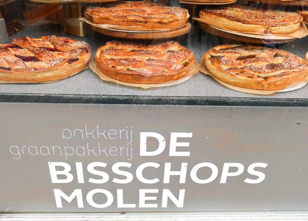 Hoe Limburgs is de Limburgse vlaai? 2 Bisschopsmolen-bakkerij