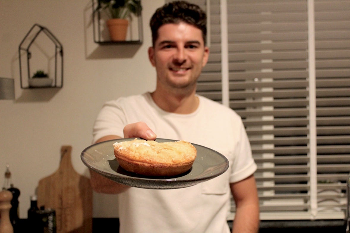Dag-van-de-vlaai-Jordy-vlaai-close.JPG