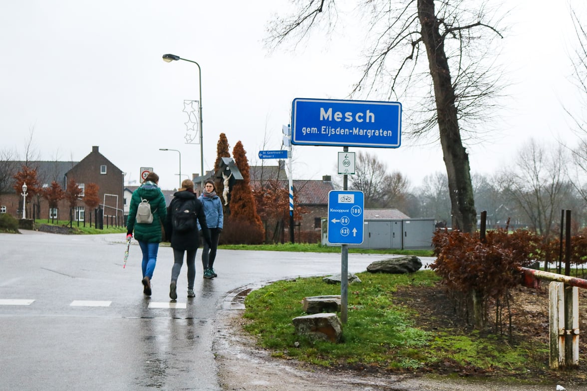Mesch-wandelen-bord-2