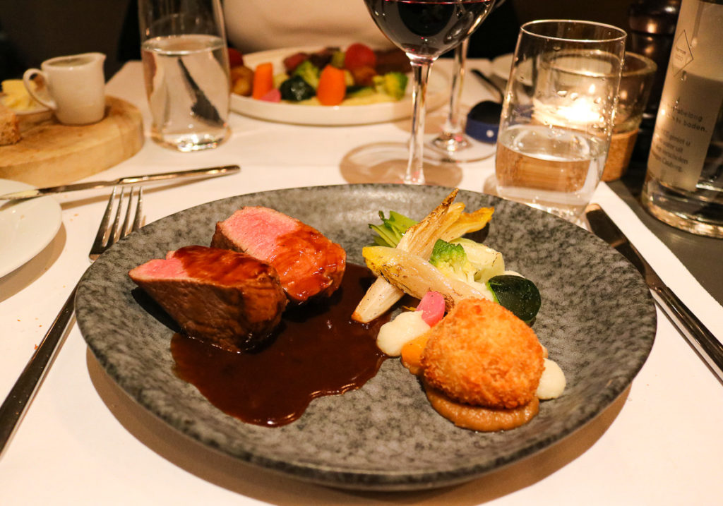 Verborgen op de Cauberg: Restaurant Pure 12 Restaurant-pure-hoofdgerecht-kalfsoester