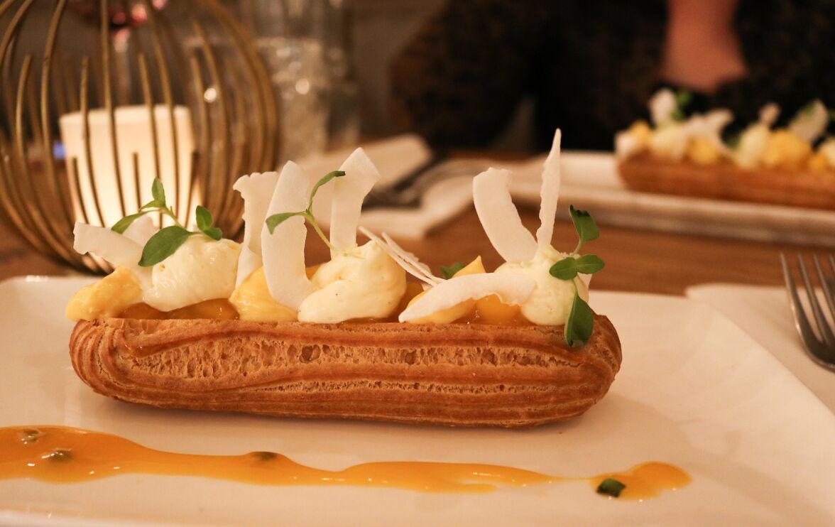 So-Delicious-dessert-eclair