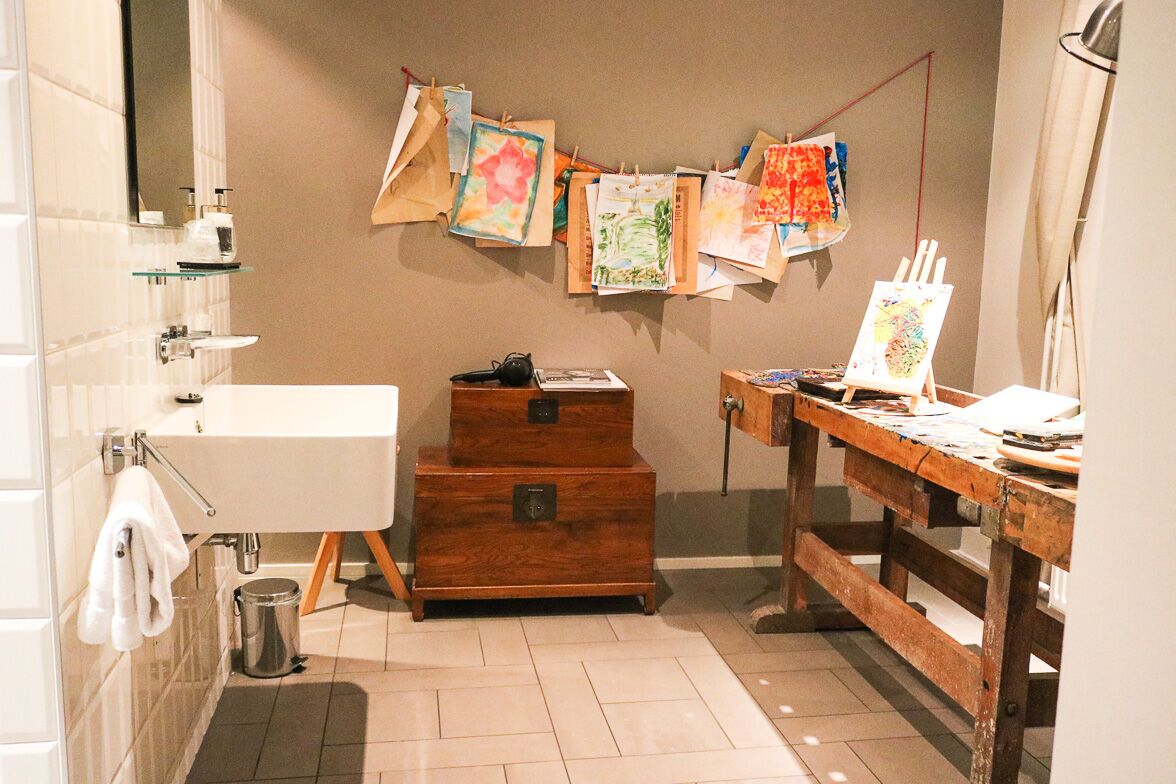Teaching-Hotel-Bethlehem-schilderkamer