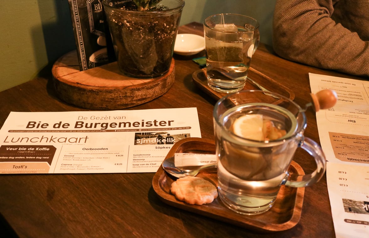 bie-de-burgemeister-menukaart